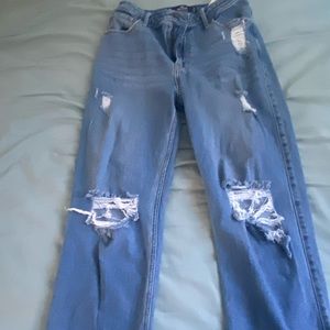 Hollister Ultra High-Rise Dad Jean